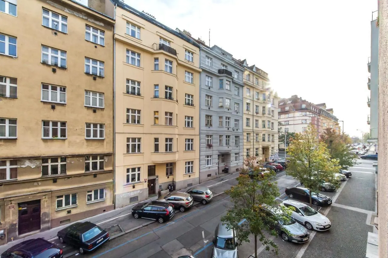 Flora Apartments Prague